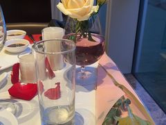 -大中华希尔顿酒店-念自助餐·嗨啤·小龙虾