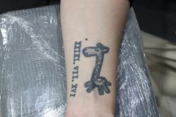 -雲艺刺青·洗纹身