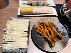 天下第一凤爪-老鼎旺安格斯牛肉火锅(衡艺广场店)