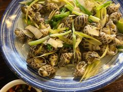 -蚝美人·生蚝海鲜烧烤(茶花园店)