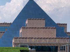 -上海市龙华烈士陵园