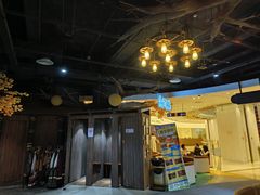 -暴风岛沉浸式体验馆(百联世纪店)
