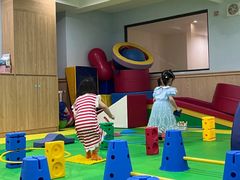 -哲学苑亲子园·早教婴儿托育·婴儿游泳(颐龙湾店)