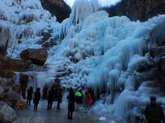 -大平台龙居瀑布旅游区