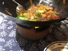 -富正毅三下锅·湘西韵味(天门山索道店)