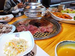 -唯成•韩国炭火烤肉 유성고기