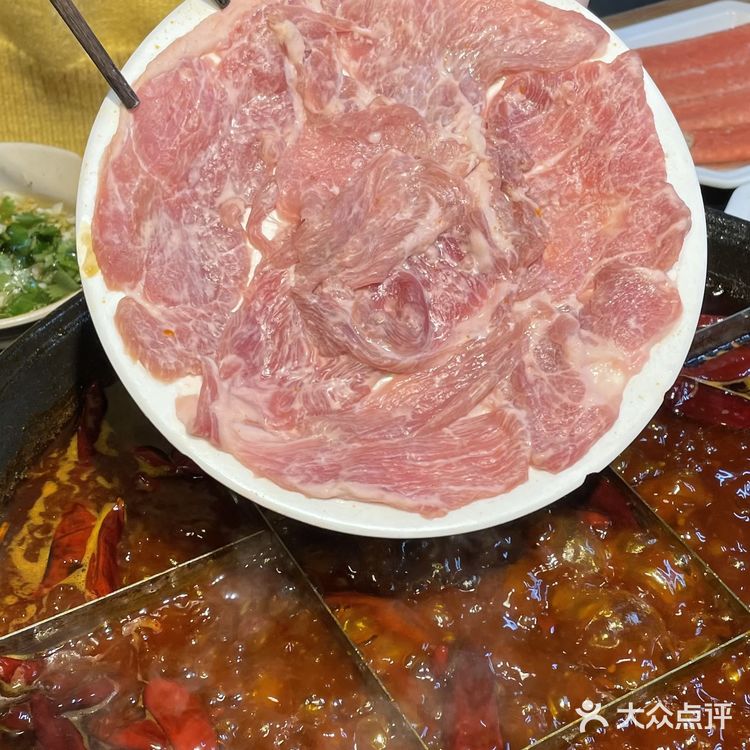 本地人都拍手叫好的这家火锅店！在重庆待了一周吃了五顿！
