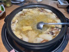 -一朵菌·野生菌探索家火锅(南亚店)