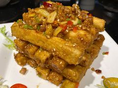 -铜锣湾·有麝自然香(重庆新天地店)