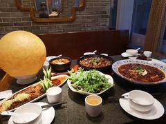 -万重锦·人文川菜馆(骡马市店)