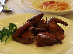 招牌红烧乳鸽-太平馆西餐厅(北京路店)