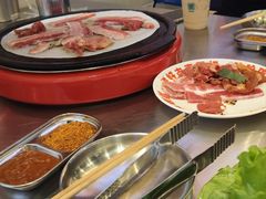 -哈哈碳都·牛肋条无限自助烤肉(宝龙店)
