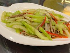芹菜炒香干-耿福兴(凤凰美食街店)
