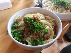 素椒杂酱面-左撇子私房面