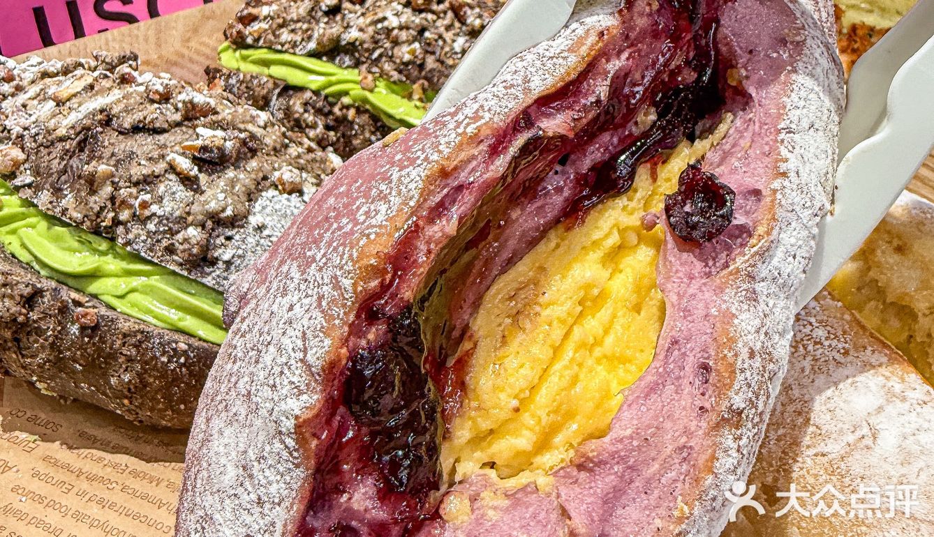 面包控赶紧集合啦‼️已经反复回购了…