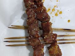 -巴汗羊肉串烧烤店
