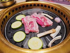 -Ant 蚂蚁洞烤肉·大营地(上海静安大悦城店)