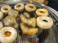 -围炉肉舍•炭烤活鳗•丹东海鲜烤肉(步行街店)