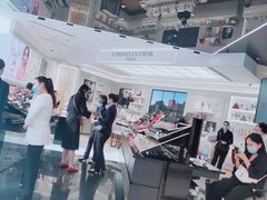 -Dior迪奥(上海世茂广场店)