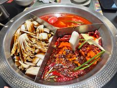 -廖掌柜·重庆鲜货火锅(上海首店)