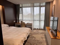 -上海怡沁园度假酒店