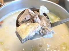 -煲王粤菜餐厅(中侨中心店)