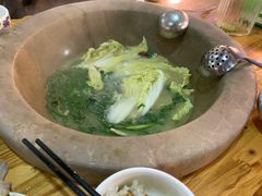 茼蒿-云南野生菌石锅鱼石锅鸡(大金塔店)
