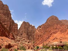 -天山神秘大峡谷