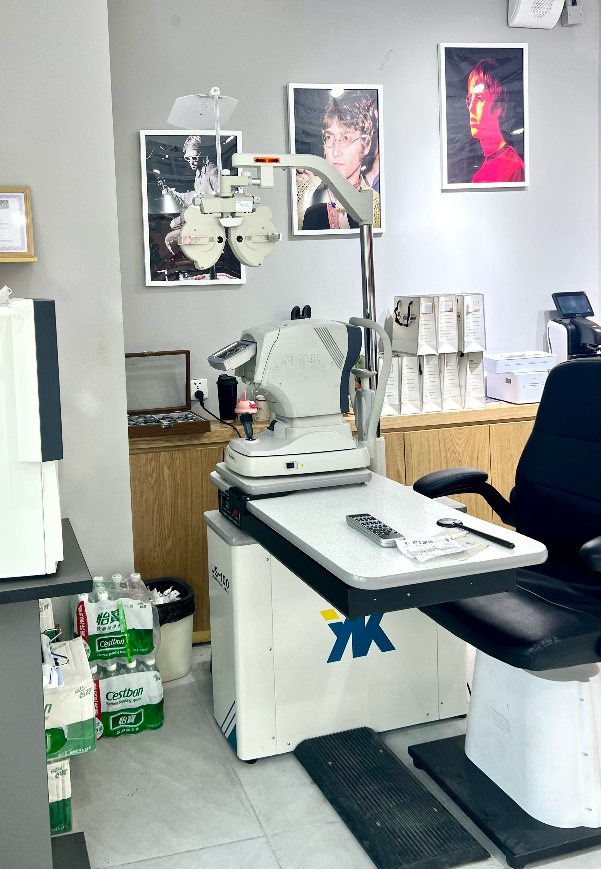 哪些不为人知眼镜店🉐秘密!