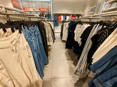 -H&M(天一广场店)