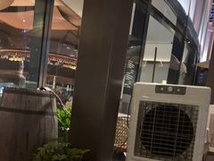 -MONICH牛排融合餐厅(和义大道购物中心店)