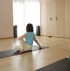 -酉嘉瑜伽YO+YOGA