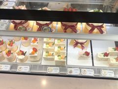 -花花卷卷·鲜食蛋糕(静安久光百货店)