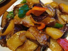 地三鲜-东北人家铁锅炖(鞍山路店)