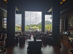 -时光吧·大堂吧·丽江和府洲际度假酒店