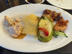-圣丰索菲特·2 On 988 Café 自助餐厅