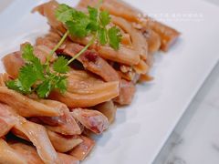 -匠心牛公馆·潮汕牛肉海鲜火锅(索菲特店)