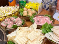 -黔三一夺夺粉酸汤火锅(百信店)