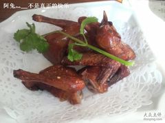乳鸽-香港仔茶餐厅(凤阳店)