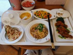 -菁幼月子会所(儿童医院店)