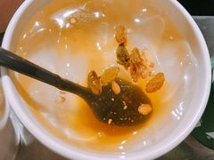 -龙巢盱眙龙虾·牛蛙·烧烤宵夜(八卦岭店)