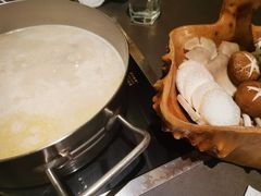 -捞王锅物料理(上海世茂广场店)