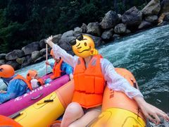 -安吉龙王山峡谷漂流