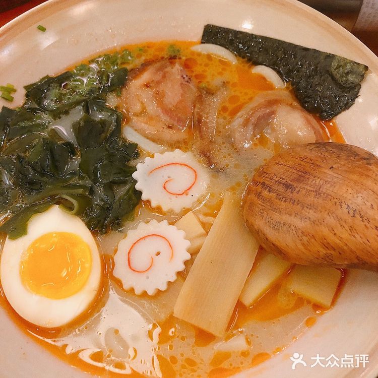 浅草君应该也算得上是一家网红日料餐厅了，平价又好吃