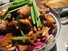-伴山牛贵州黄牛肉火锅·苗疆非遗艺术餐厅(上海首店)