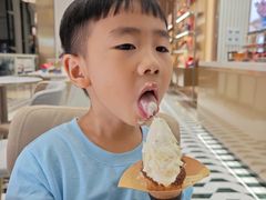 白巧克力软冰-GODIVA(美罗城店)