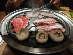 -明洞阿姨·韩式酱蟹烤肉·创意料理(三元桥店)