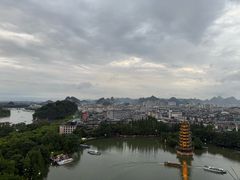 -桂林漓江大瀑布饭店