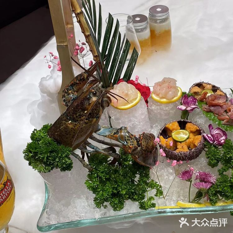 在威尼斯水城吃小龙虾，风景绝了