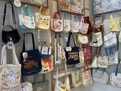-猫的天空之城概念书店(印象城购物中心店)